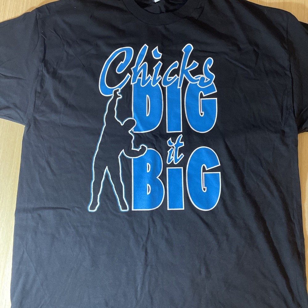 WWE chicks dig it big black T-shirt 2XL and it just don't get any bigger than ..